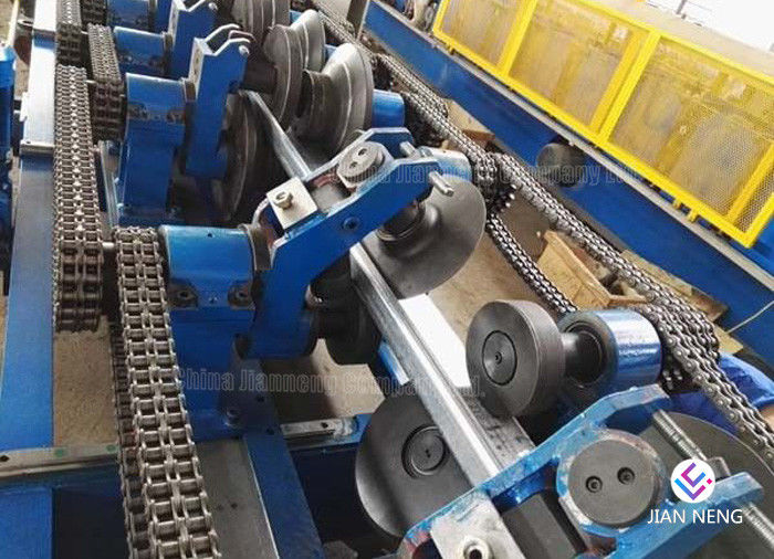 Rolo estrutural da estrada da estrada que forma a máquina para a fase da barreira 380V/50HZ3 do tráfego