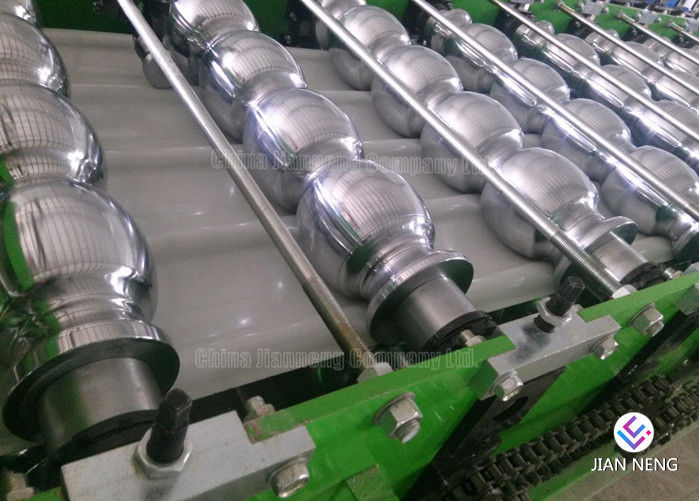 Mpa 345 que curva a máquina do telhado do metal da máquina com os moldes de perfuração corrugados Cr12
